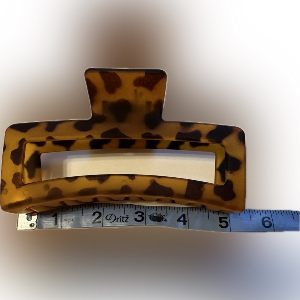 Tortoise Shell Claw Clip - Picture 5 of 5